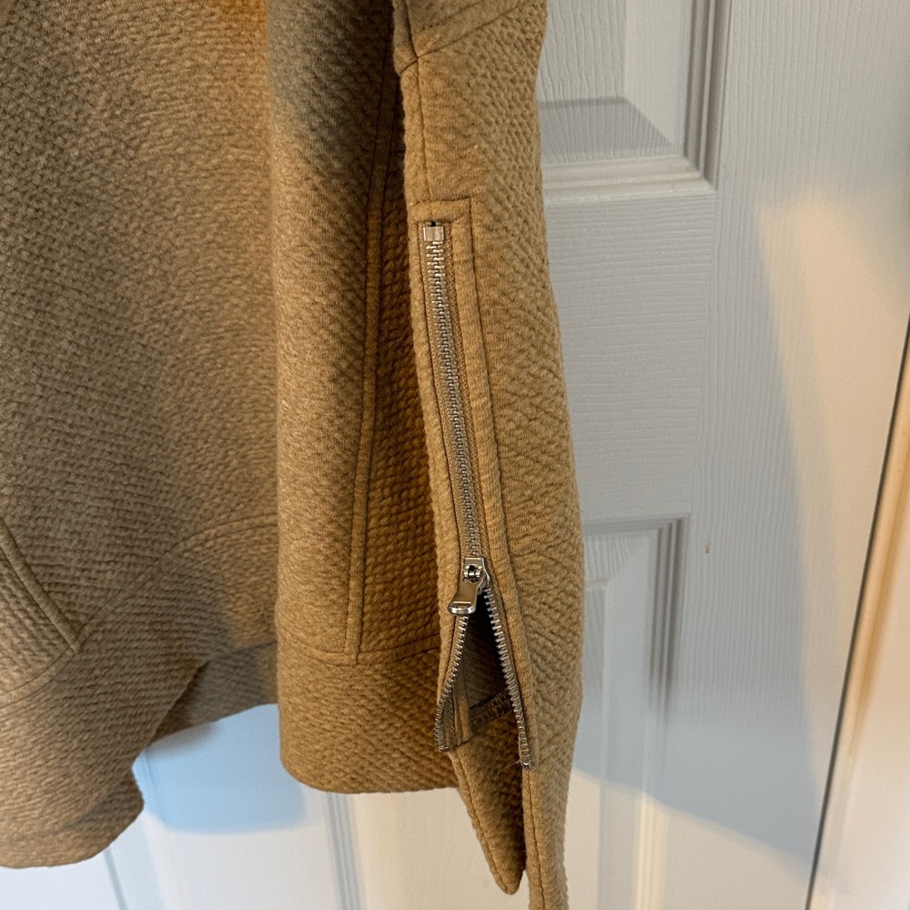 Calia Camel Crewneck Sweatshirt - Picture 3 of 6